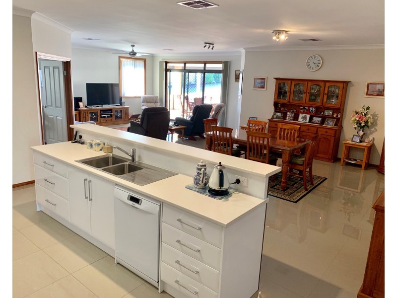 6  Connor Road, Moonta Bay SA 5558