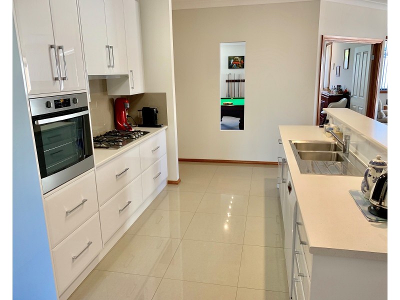 6  Connor Road, Moonta Bay SA 5558