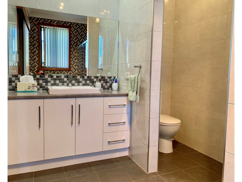 6  Connor Road, Moonta Bay SA 5558