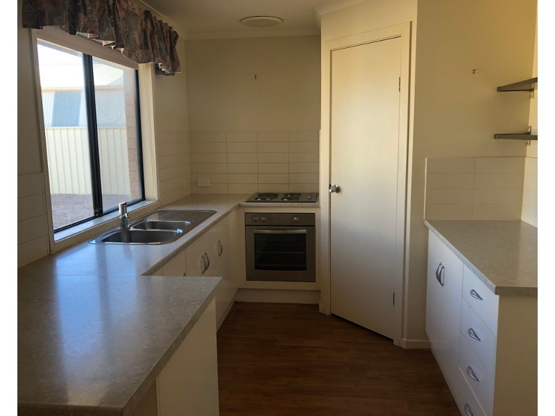 8 Hosking Place, Port Hughes SA 5558