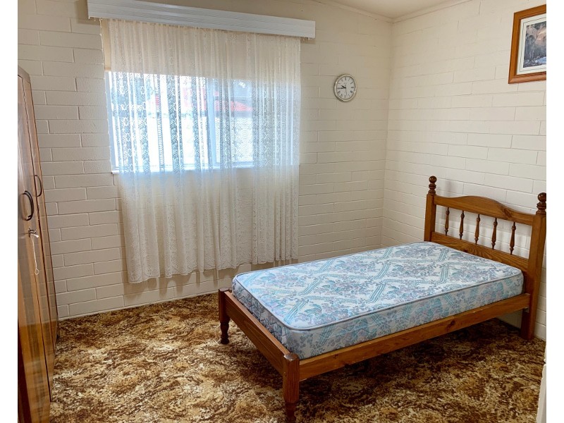 25 Caroline Street, Moonta SA 5558