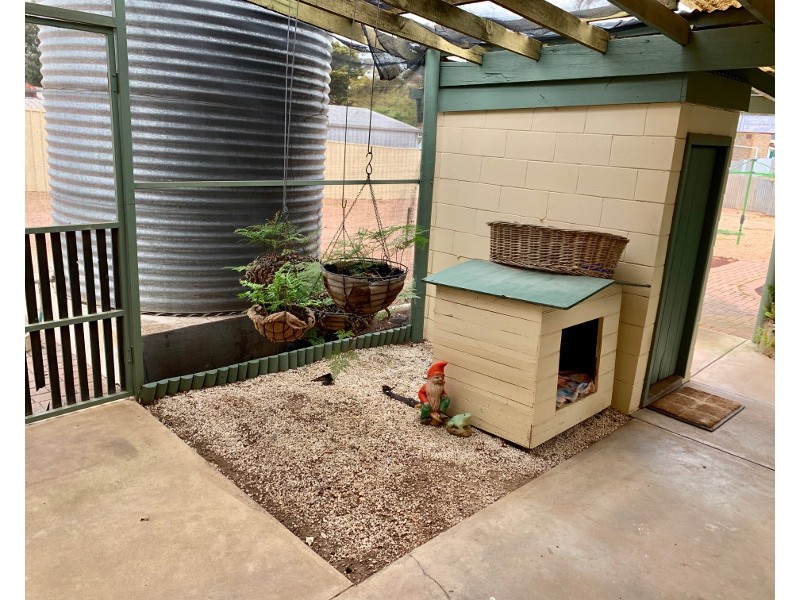 25 Caroline Street, Moonta SA 5558