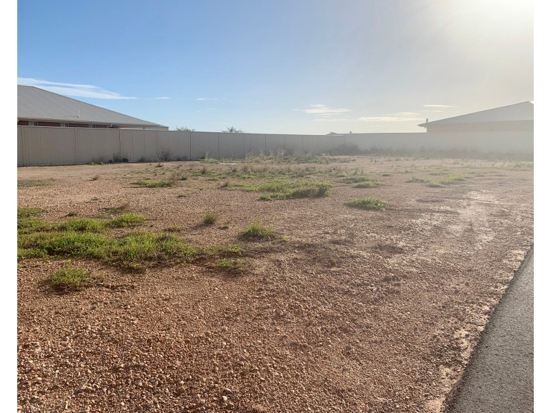 2 Keen Street, Moonta Bay SA 5558