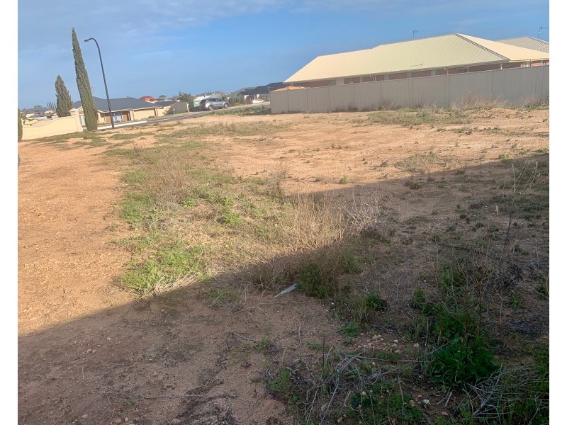 2 Keen Street, Moonta Bay SA 5558