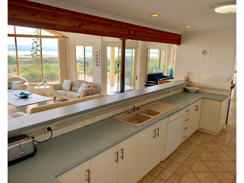 36 Marine Parade, Moonta Bay SA 5558