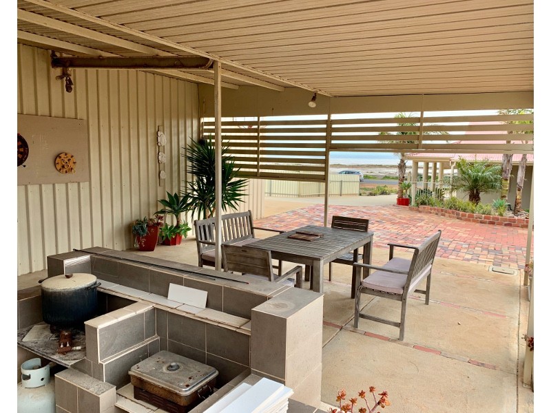 36 Marine Parade, Moonta Bay SA 5558