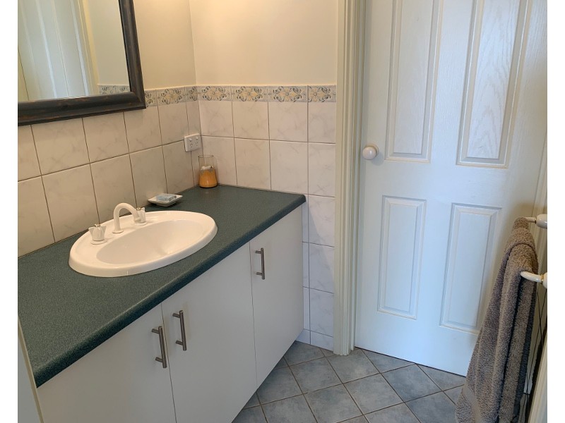 36 Marine Parade, Moonta Bay SA 5558