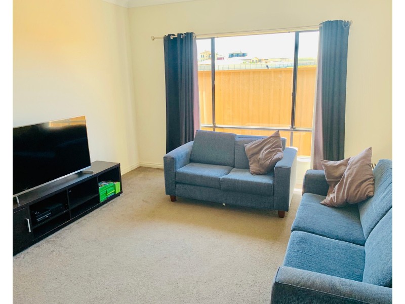 4 Gill Street, Moonta Bay SA 5558