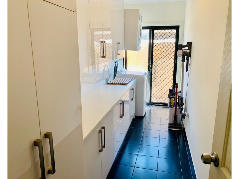 4 Gill Street, Moonta Bay SA 5558