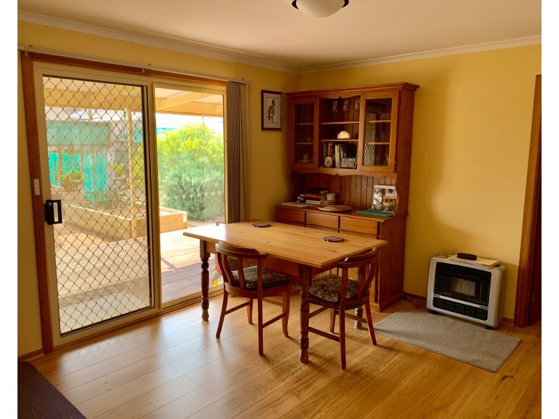 15 Nankivell Street, Moonta Bay SA 5558
