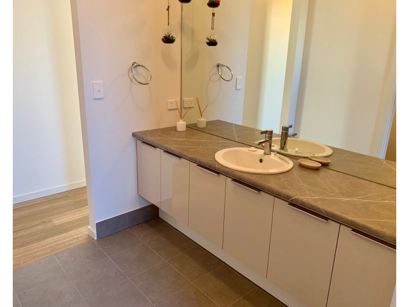 25 Keen Street, Moonta Bay SA 5558