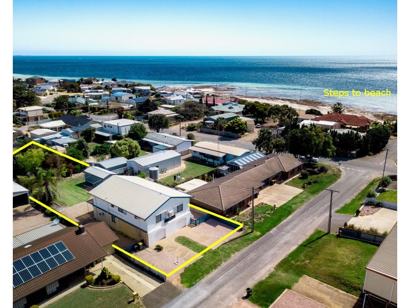 10 Percy Street, Moonta Bay SA 5558