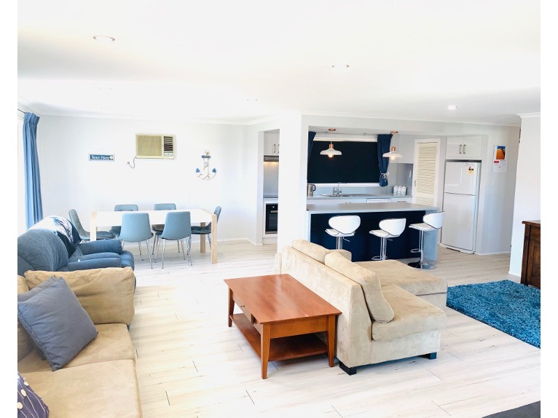 10 Percy Street, Moonta Bay SA 5558