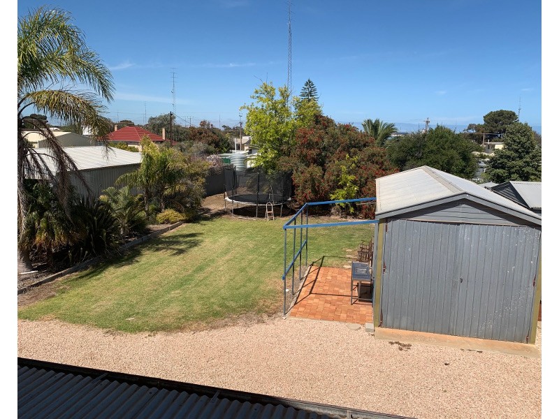 10 Percy Street, Moonta Bay SA 5558