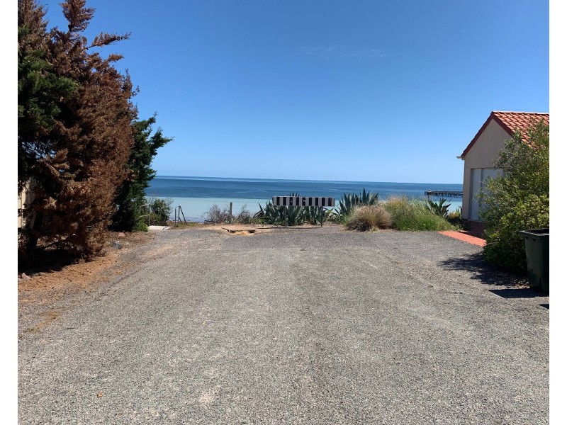 10 Percy Street, Moonta Bay SA 5558