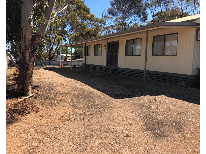 13 Crutchett Road, North Moonta SA 5558