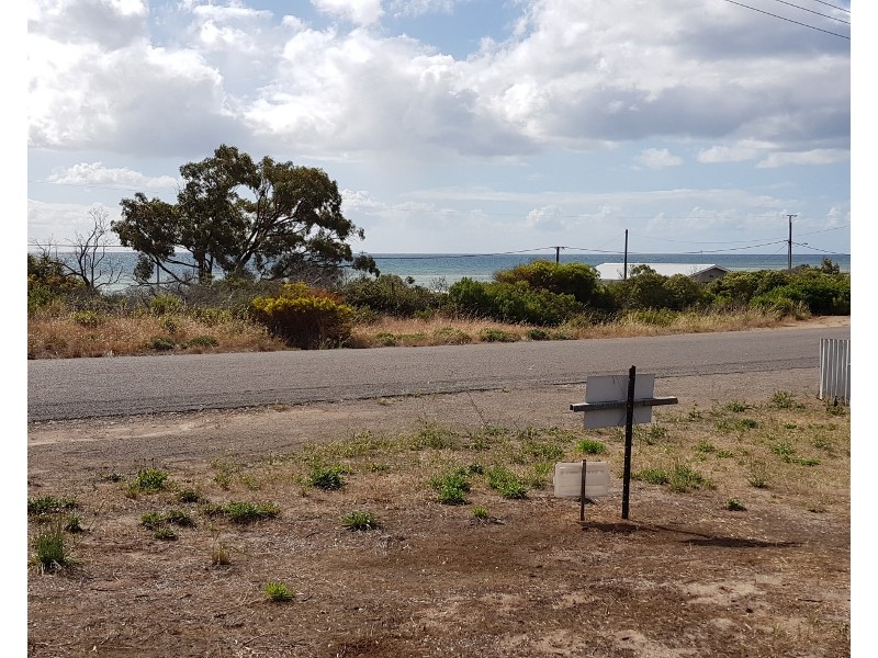 14 Esplanade, Hardwicke Bay SA 5575
