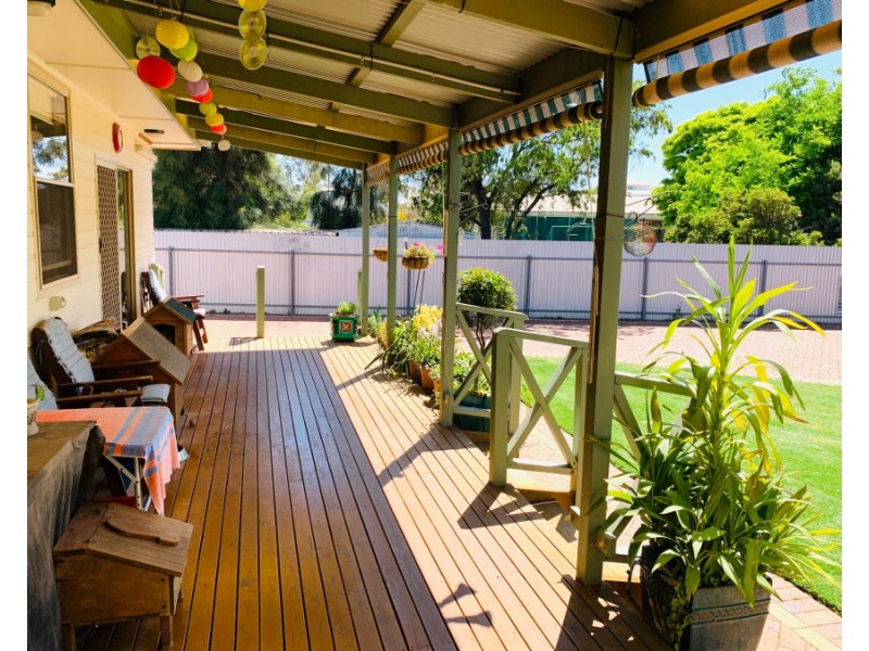 10 Cowling Court, Port Hughes SA 5558