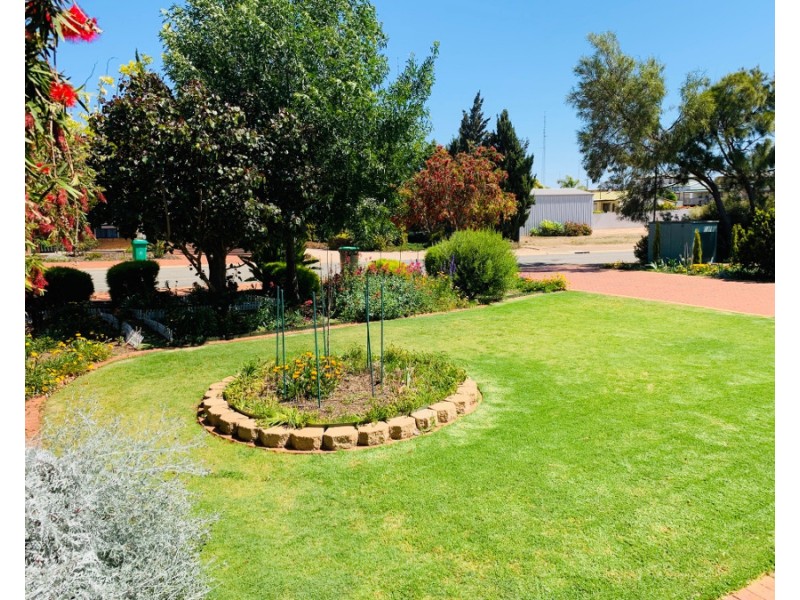 10 Cowling Court, Port Hughes SA 5558