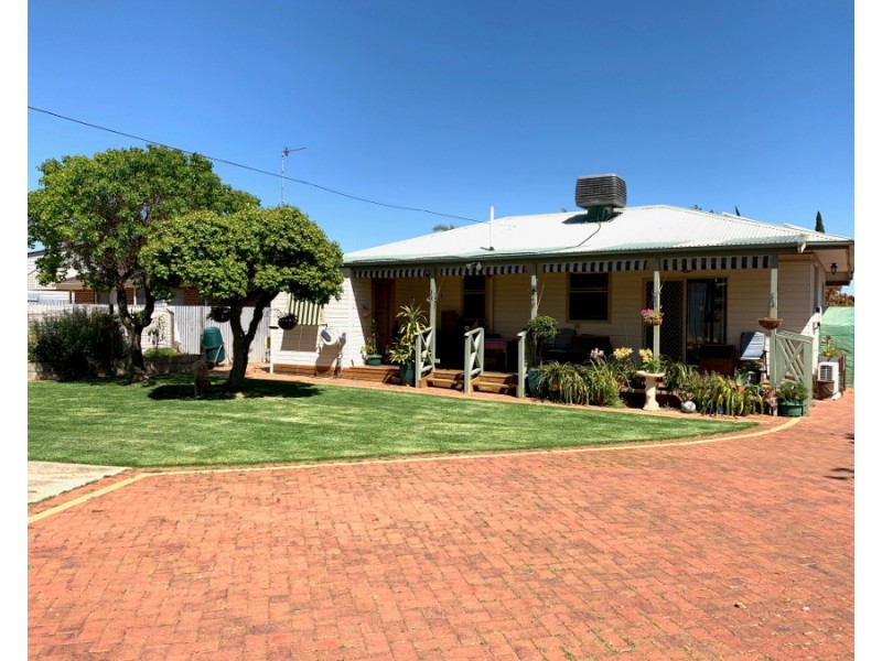 10 Cowling Court, Port Hughes SA 5558