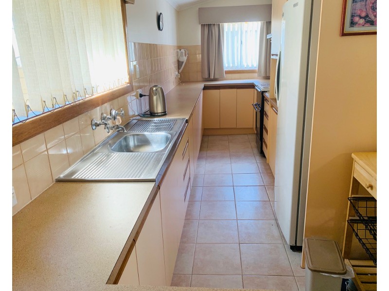 1 Playtime Parade, Moonta Bay SA 5558