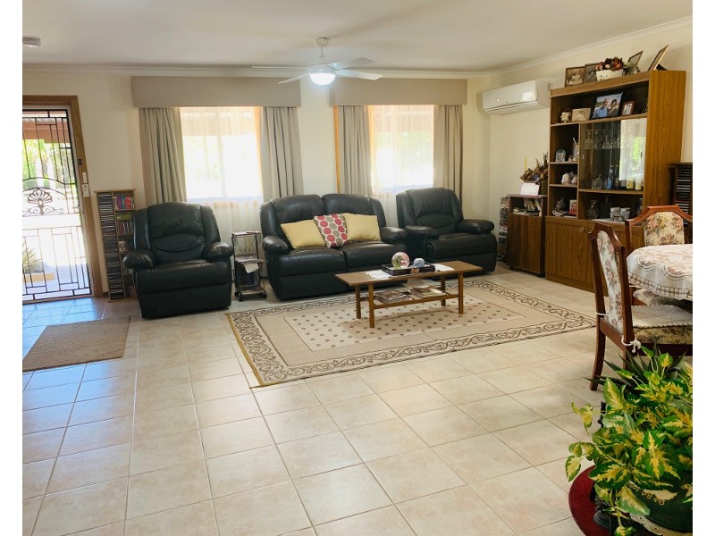 1 Playtime Parade, Moonta Bay SA 5558