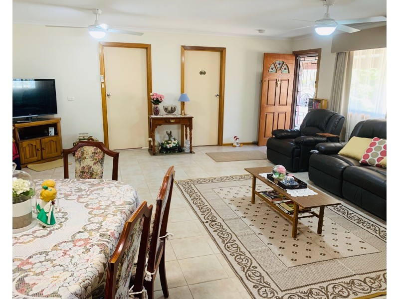 1 Playtime Parade, Moonta Bay SA 5558