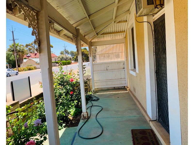 96 George Street, Moonta SA 5558