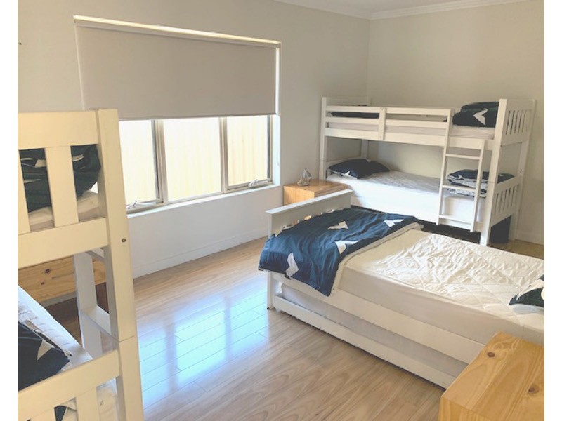 9 Trelawney Street, Moonta Bay SA 5558