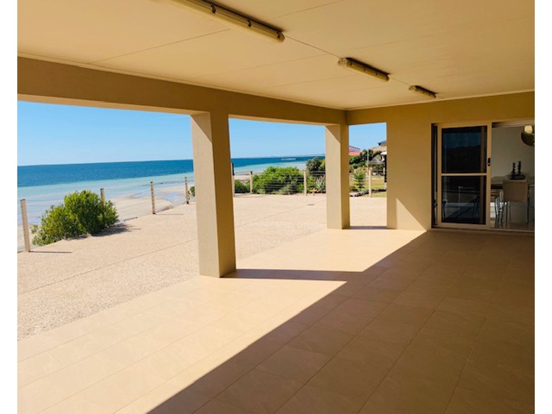 9 Trelawney Street, Moonta Bay SA 5558