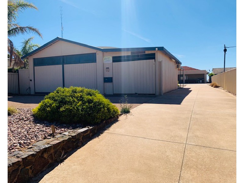 9 Trelawney Street, Moonta Bay SA 5558