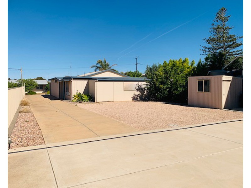 9 Trelawney Street, Moonta Bay SA 5558