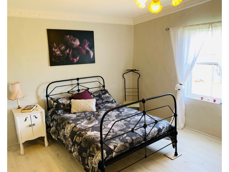 1 Kadina Road, Moonta SA 5558