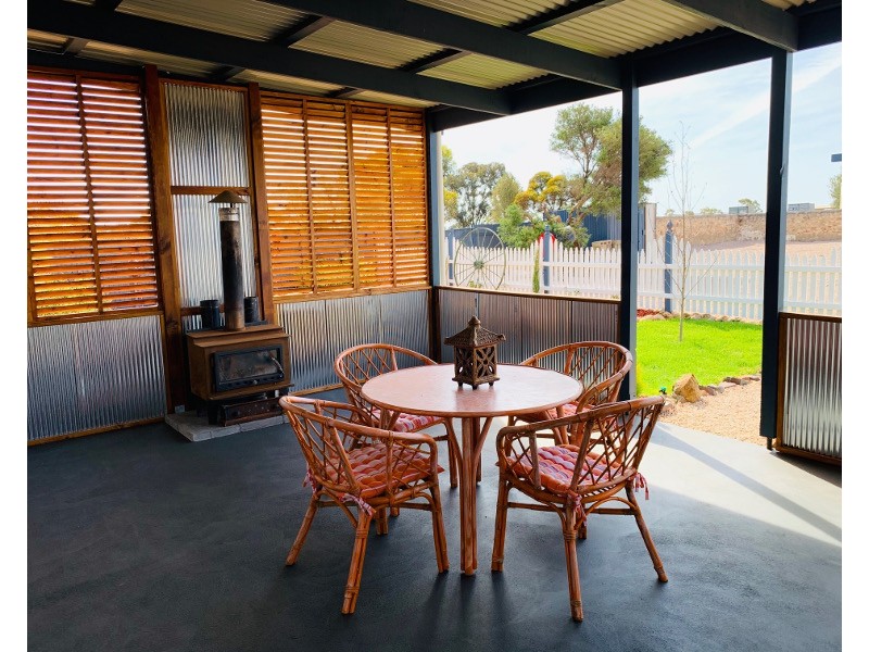 1 Kadina Road, Moonta SA 5558