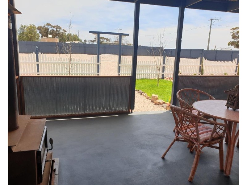 1 Kadina Road, Moonta SA 5558