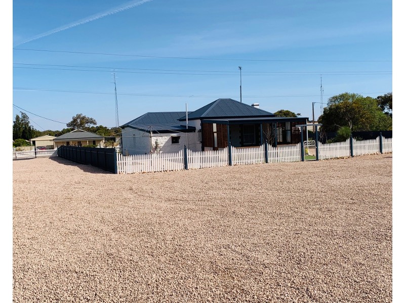 1 Kadina Road, Moonta SA 5558