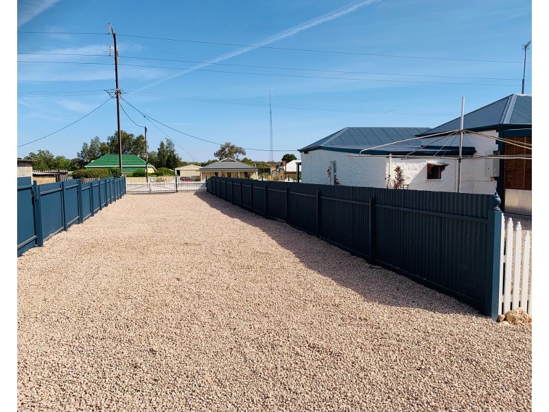 1 Kadina Road, Moonta SA 5558