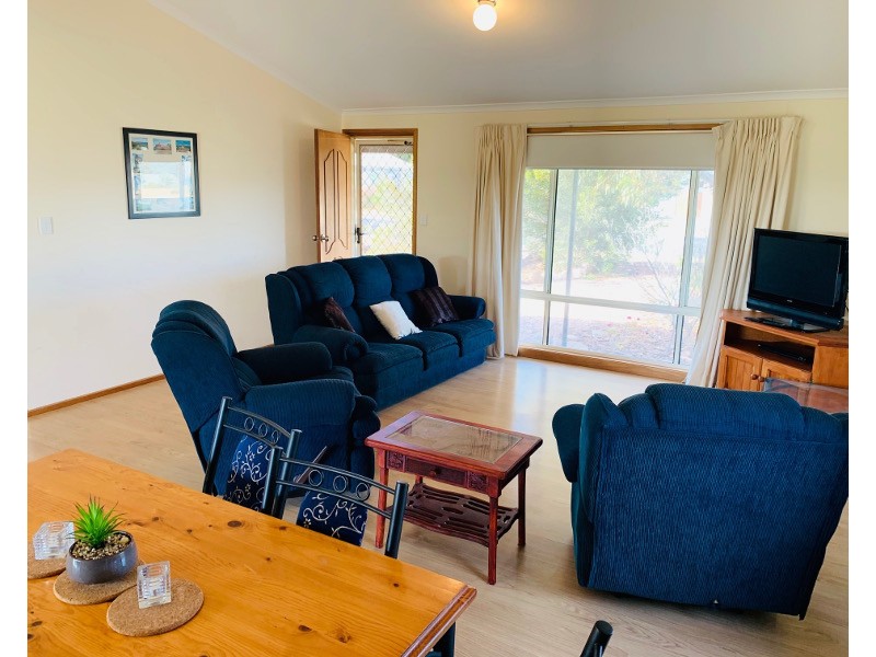 13 North Terrace, Moonta Bay SA 5558