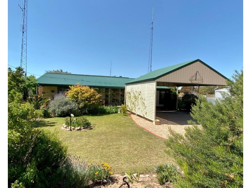 156 Bay Road, Moonta Bay SA 5558