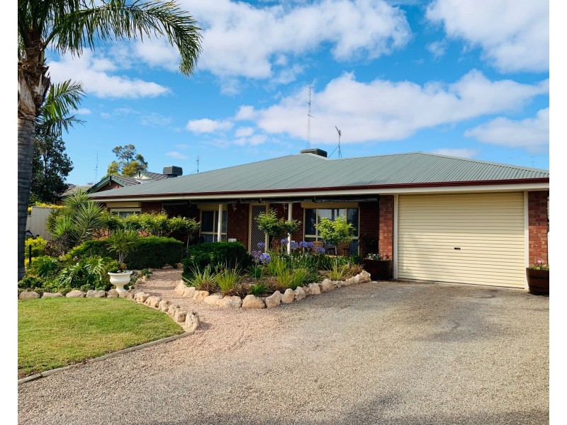 102 Narangga Terrace, Moonta Bay SA 5558