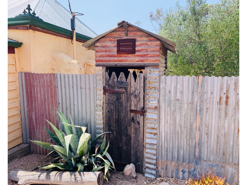 17 Bower Street, Moonta Mines SA 5558