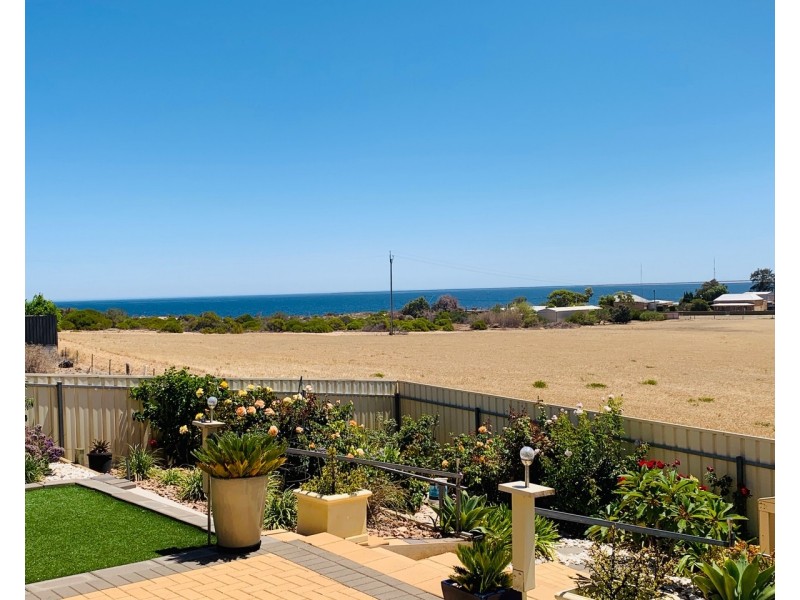5 Ford Street, Port Hughes SA 5558