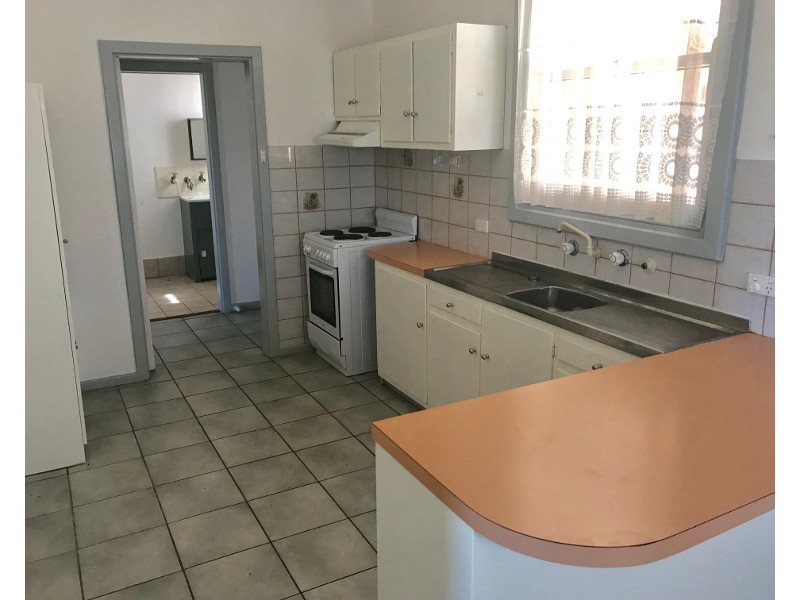 21 Moonta Road, Moonta Bay SA 5558