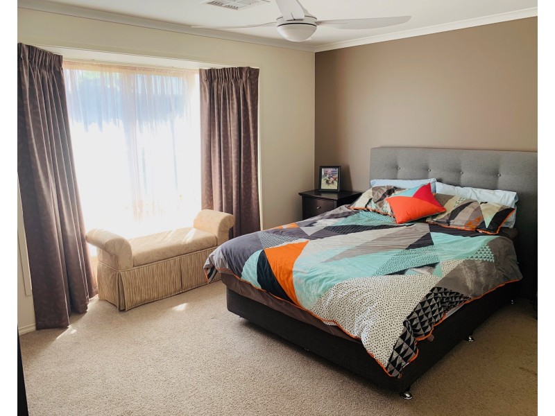 7 Clayton Street, Moonta Bay SA 5558