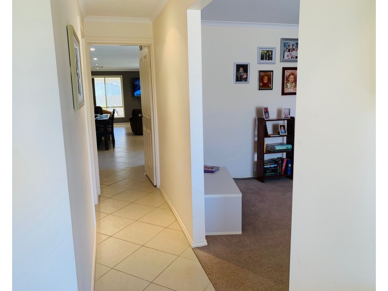 7 Clayton Street, Moonta Bay SA 5558