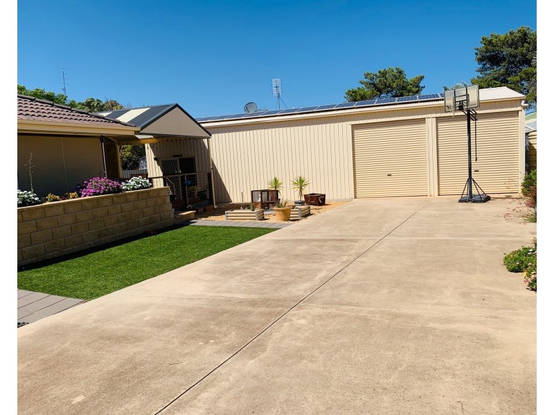 7 Clayton Street, Moonta Bay SA 5558