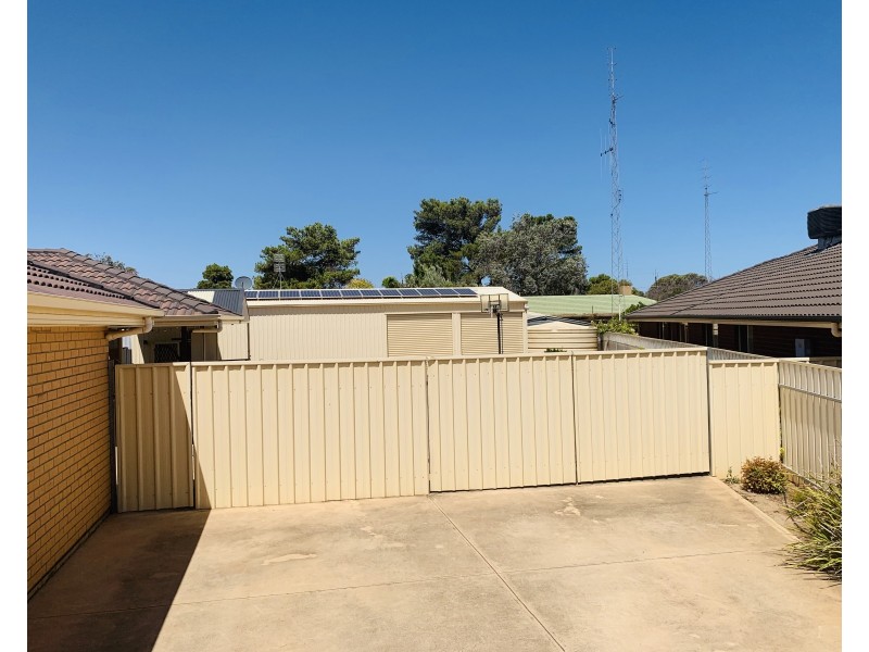 7 Clayton Street, Moonta Bay SA 5558