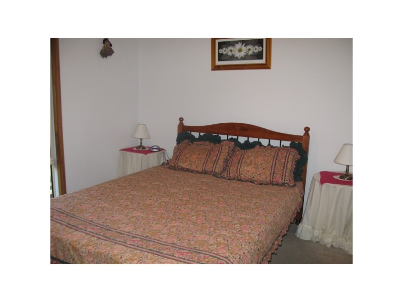 41 MOONTANA AVENUE, Moonta Bay SA 5558