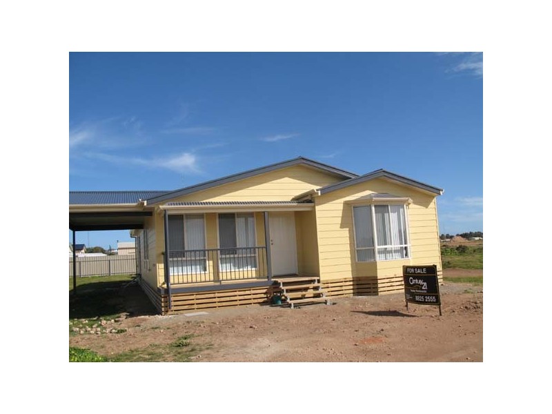 3 Hall Way, Moonta Bay SA 5558