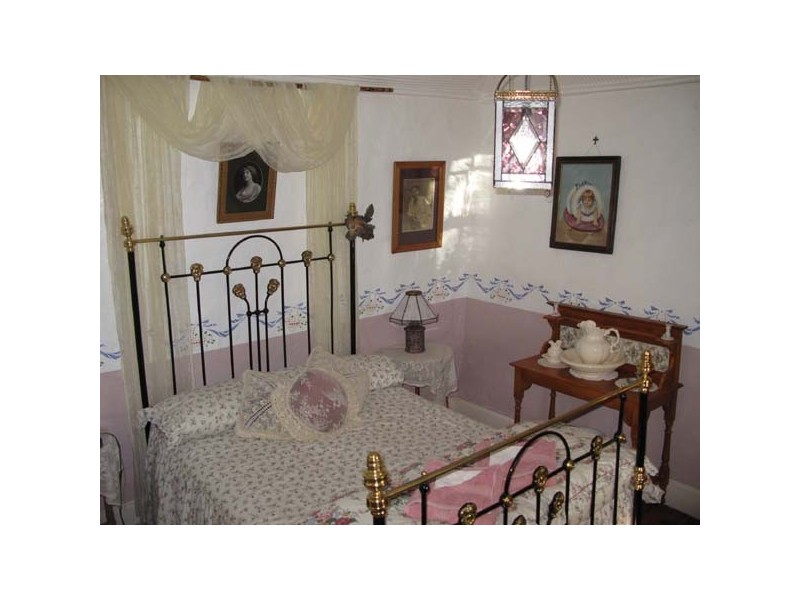 575 Milne Street, Moonta Mines SA 5558